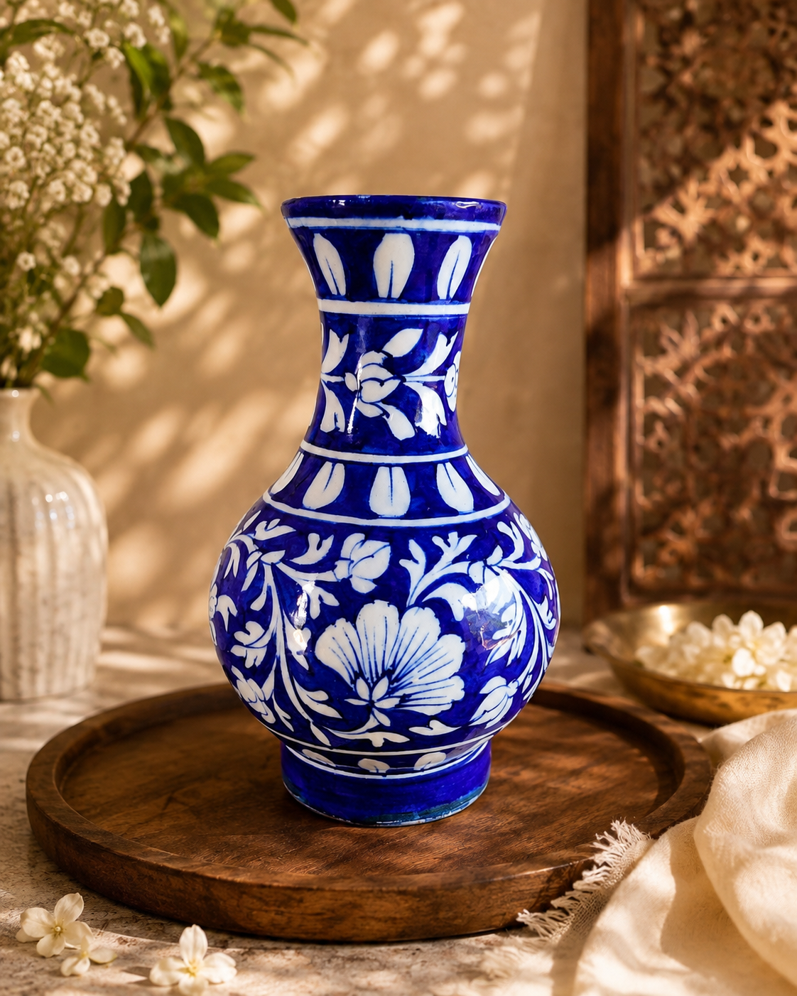 Vase Blue Pottery: Blue and White Design